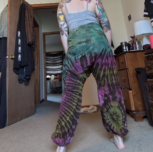 Tie-Dye Harem Pants - Picture 4 of 4